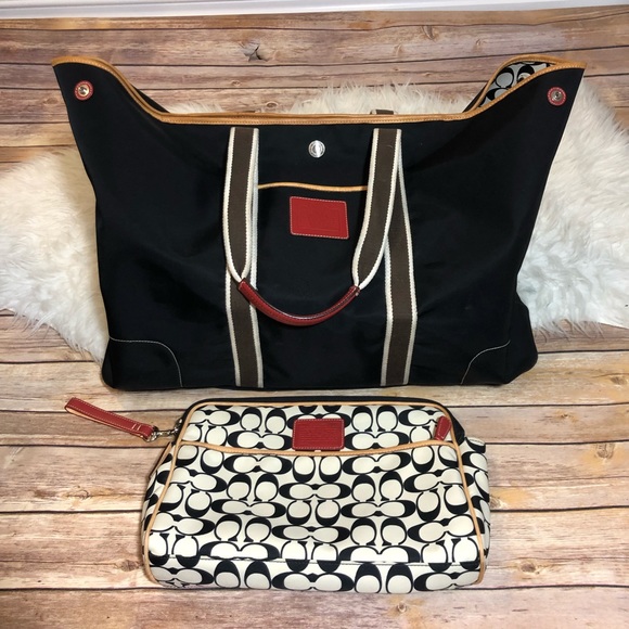 Coach Handbags - Coach black large tote with small zipper bag
